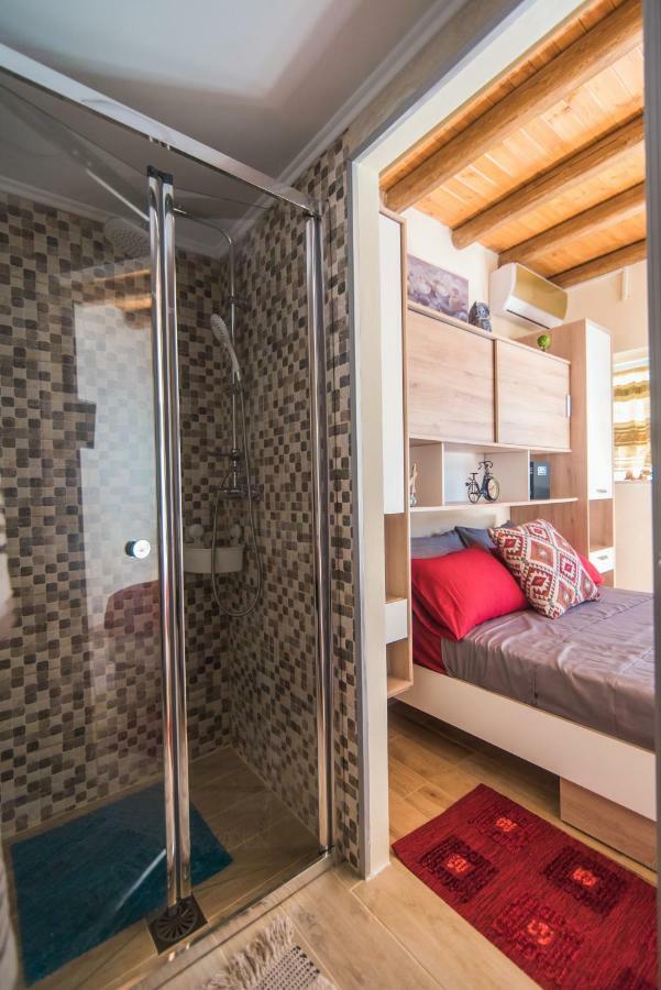 Spiti Lagis Villa Chlomatianá Buitenkant foto