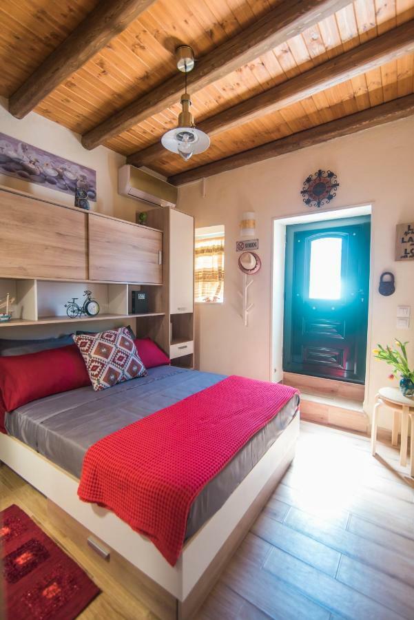 Spiti Lagis Villa Chlomatianá Buitenkant foto