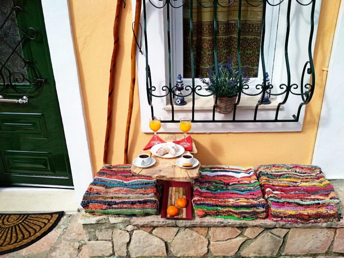 Spiti Lagis Villa Chlomatianá Buitenkant foto